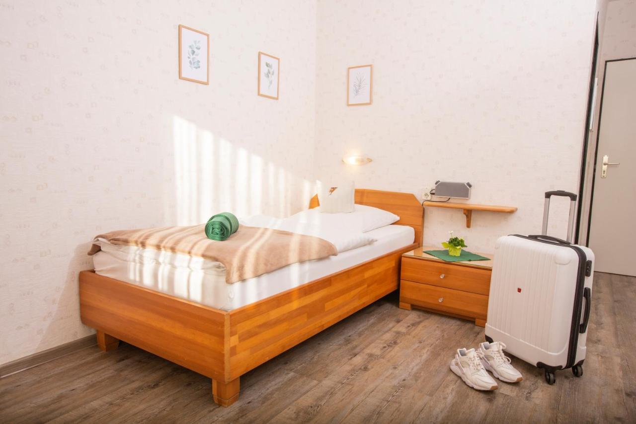 Hotel-Pension Haus Holtdirk Lippstadt Extérieur photo