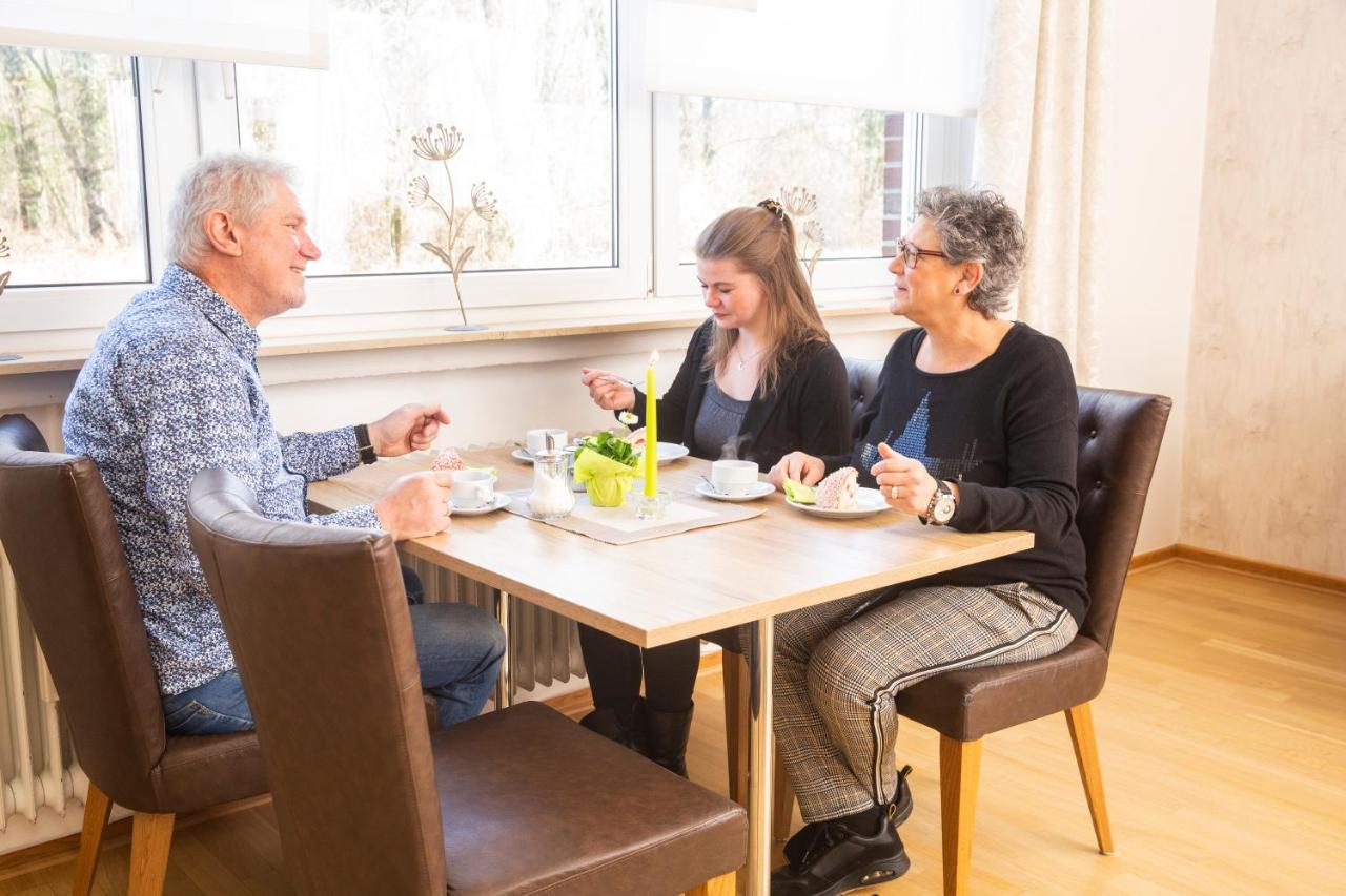 Hotel-Pension Haus Holtdirk Lippstadt Extérieur photo