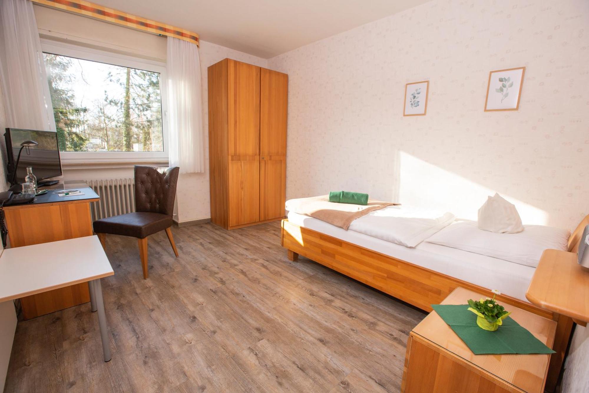 Hotel-Pension Haus Holtdirk Lippstadt Extérieur photo